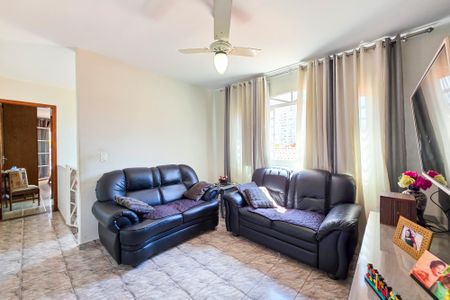 Casa para alugar com 147m², 3 quartos e 2 vagasHall