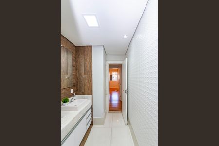 Apartamento à venda com 200m², 4 quartos e 2 vagasBanheiro Social