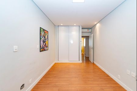 Apartamento à venda com 200m², 4 quartos e 2 vagasQuarto 3