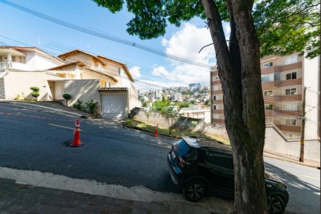 Apartamento à venda com 200m², 4 quartos e 2 vagasQuarto 4