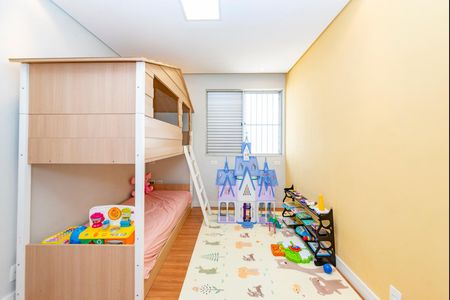 Apartamento à venda com 200m², 4 quartos e 2 vagasQuarto 2