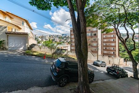 Apartamento à venda com 200m², 4 quartos e 2 vagasQuarto 4