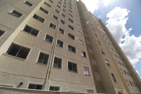 Apartamento para alugar com 47m², 2 quartos e 1 vagaFachada