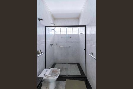 Casa à venda com 1000m², 5 quartos e 8 vagasBanheiro social 2