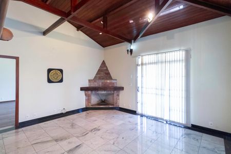 Casa à venda com 1000m², 5 quartos e 8 vagasSala 2