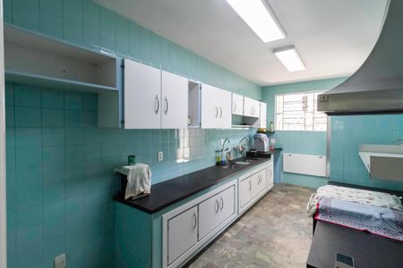 Casa à venda com 1000m², 5 quartos e 8 vagasCozinha