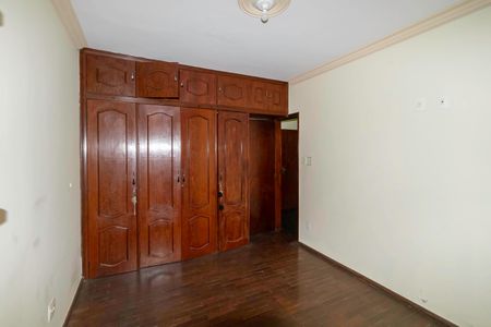 Casa à venda com 1000m², 5 quartos e 8 vagasQuarto 4