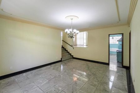 Casa à venda com 1000m², 5 quartos e 8 vagasSala 4