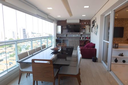 Apartamento à venda com 168m², 3 quartos e 3 vagasVaranda da Sala