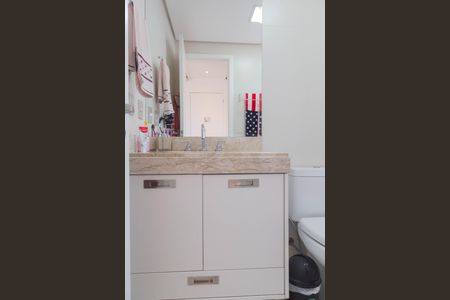 Apartamento à venda com 168m², 3 quartos e 3 vagasbanheiro do Quarto 2