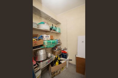 Casa à venda com 251m², 3 quartos e 3 vagas Casa à venda com 251m², 3 quartos e 3 vagasDispensa