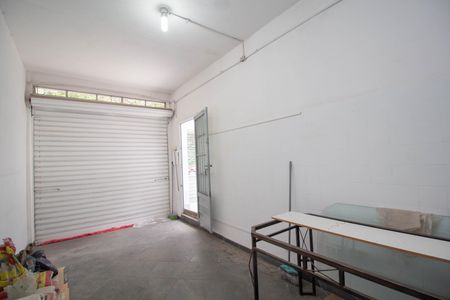 Casa à venda com 251m², 3 quartos e 3 vagas Casa à venda com 251m², 3 quartos e 3 vagasGaragem