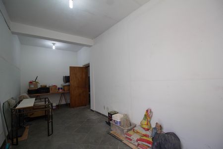 Casa à venda com 251m², 3 quartos e 3 vagas Casa à venda com 251m², 3 quartos e 3 vagasGaragem