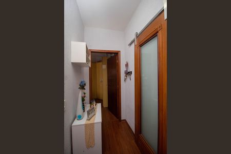 Casa à venda com 251m², 3 quartos e 3 vagas Casa à venda com 251m², 3 quartos e 3 vagasCorredor