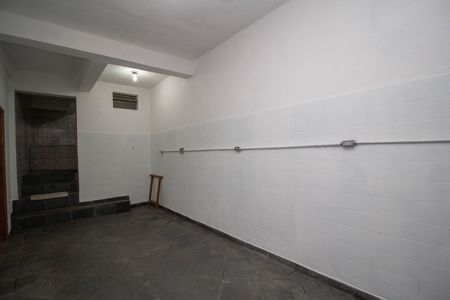 Casa à venda com 251m², 3 quartos e 3 vagas Casa à venda com 251m², 3 quartos e 3 vagasGaragem