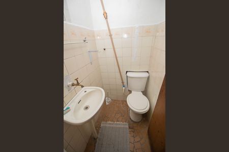 Casa à venda com 251m², 3 quartos e 3 vagas Casa à venda com 251m², 3 quartos e 3 vagasBanheiro da Garagem