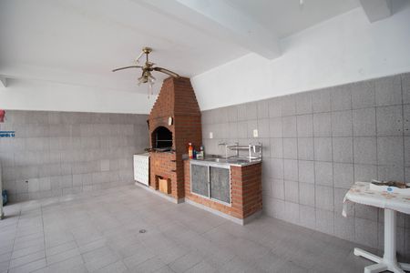 Casa à venda com 251m², 3 quartos e 3 vagas Casa à venda com 251m², 3 quartos e 3 vagasChurrasqueira
