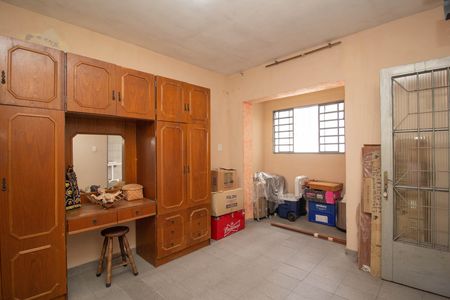 Casa à venda com 251m², 3 quartos e 3 vagas Casa à venda com 251m², 3 quartos e 3 vagasQuarto de Serviço