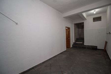 Casa à venda com 251m², 3 quartos e 3 vagas Casa à venda com 251m², 3 quartos e 3 vagasGaragem