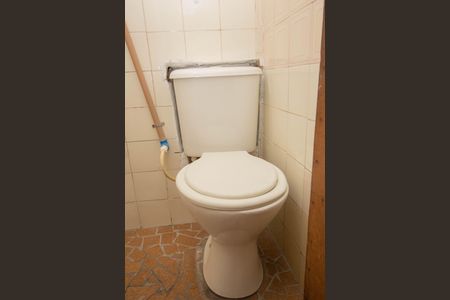 Casa à venda com 251m², 3 quartos e 3 vagas Casa à venda com 251m², 3 quartos e 3 vagasBanheiro da Garagem
