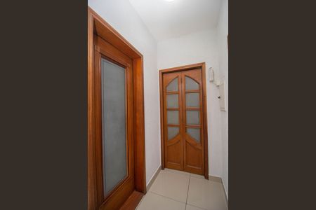 Casa à venda com 251m², 3 quartos e 3 vagas Casa à venda com 251m², 3 quartos e 3 vagasCorredor