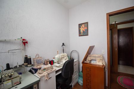 Casa à venda com 251m², 3 quartos e 3 vagas Casa à venda com 251m², 3 quartos e 3 vagasQuarto 2