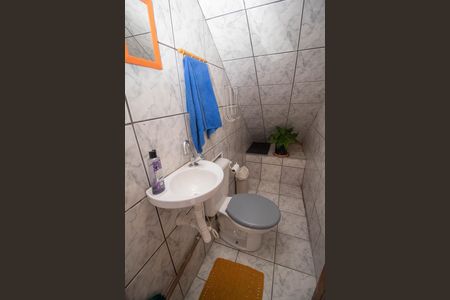 Casa à venda com 251m², 3 quartos e 3 vagas Casa à venda com 251m², 3 quartos e 3 vagasLavabo