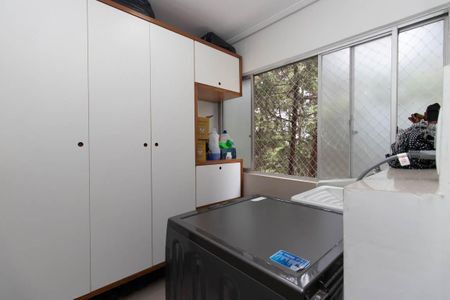Apartamento à venda com 72m², 2 quartos e 1 vaga Apartamento à venda com 72m², 2 quartos e 1 vagaÁrea de Serviço