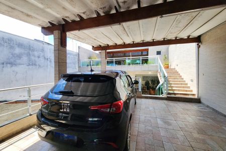 Casa à venda com 366m², 2 quartos e 4 vagasGaragem