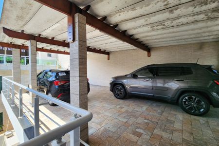 Casa à venda com 366m², 2 quartos e 4 vagasGaragem
