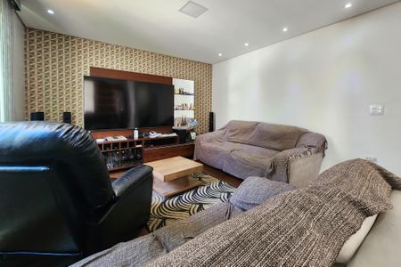 Casa à venda com 366m², 2 quartos e 4 vagasSala