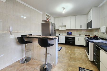 Casa à venda com 366m², 2 quartos e 4 vagasCozinha