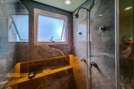 Apartamento à venda com 86m², 2 quartos e 2 vagasBanheiro