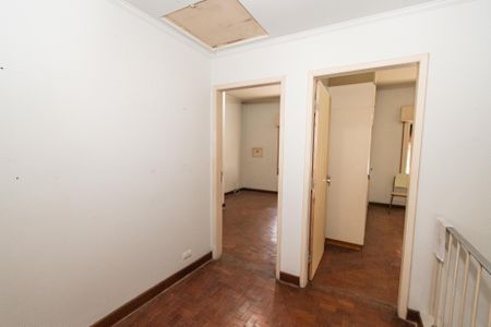 Casa à venda com 200m², 3 quartos e 2 vagasHall dos quartos