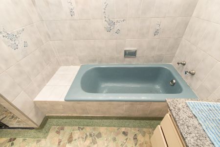 Casa à venda com 200m², 3 quartos e 2 vagasBanheiro