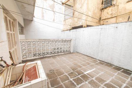 Casa à venda com 200m², 3 quartos e 2 vagasTerraço/varanda