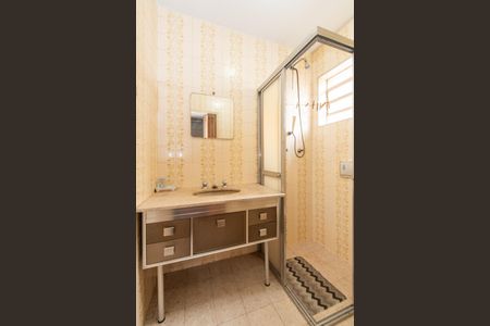 Casa à venda com 200m², 3 quartos e 2 vagasBanheiro da suíte