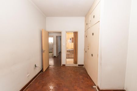 Casa à venda com 200m², 3 quartos e 2 vagasSuíte