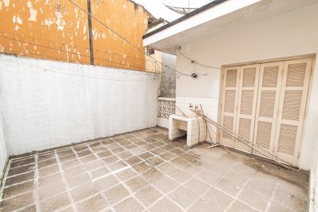 Casa à venda com 200m², 3 quartos e 2 vagasTerraço/varanda