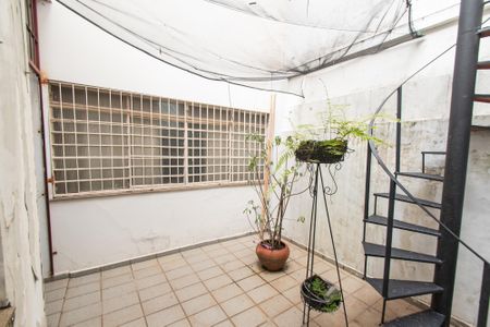 Casa à venda com 200m², 3 quartos e 2 vagasQuintal