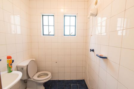 Casa à venda com 269m², 4 quartos e sem vagaBanheiro