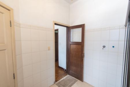 Casa à venda com 269m², 4 quartos e sem vagaBanheiro 2