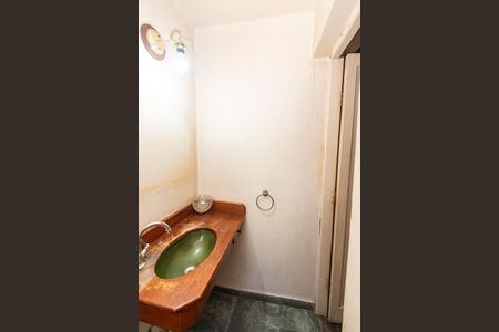 Casa à venda com 269m², 4 quartos e sem vagaLavabo