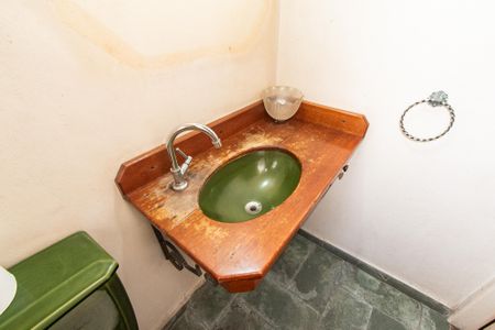 Casa à venda com 269m², 4 quartos e sem vagaLavabo