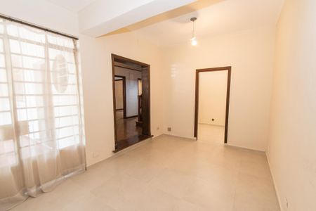 Casa à venda com 269m², 4 quartos e sem vagaSala de tv