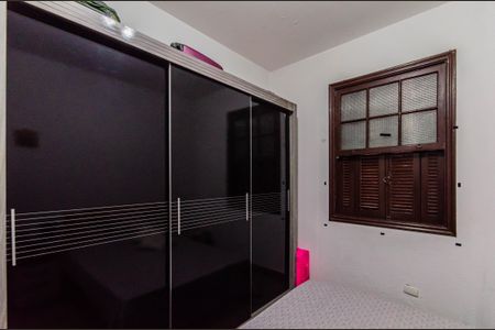 Casa à venda com 160m², 3 quartos e 2 vagasSuíte 2