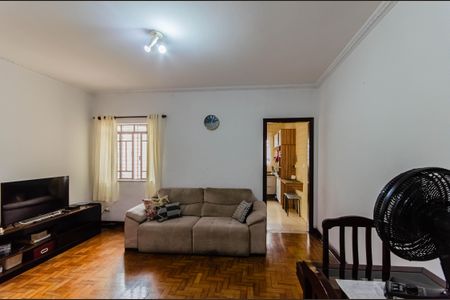 Casa à venda com 160m², 3 quartos e 2 vagasSala