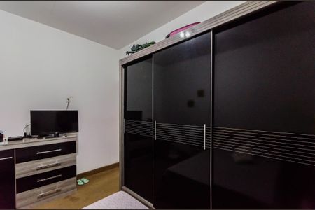 Casa à venda com 160m², 3 quartos e 2 vagasSuíte 2