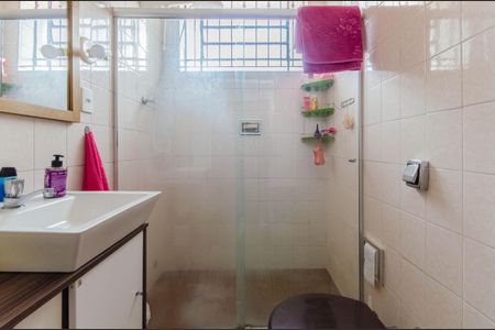 Casa à venda com 160m², 3 quartos e 2 vagasBanheiro da Suíte 2