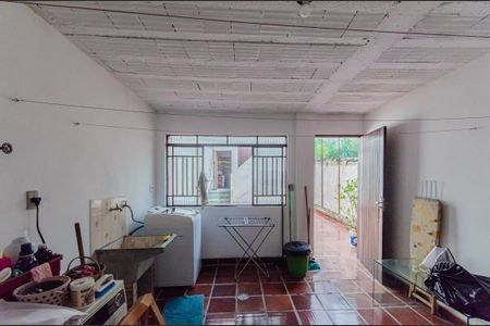 Casa à venda com 160m², 3 quartos e 2 vagasÁrea de Serviço